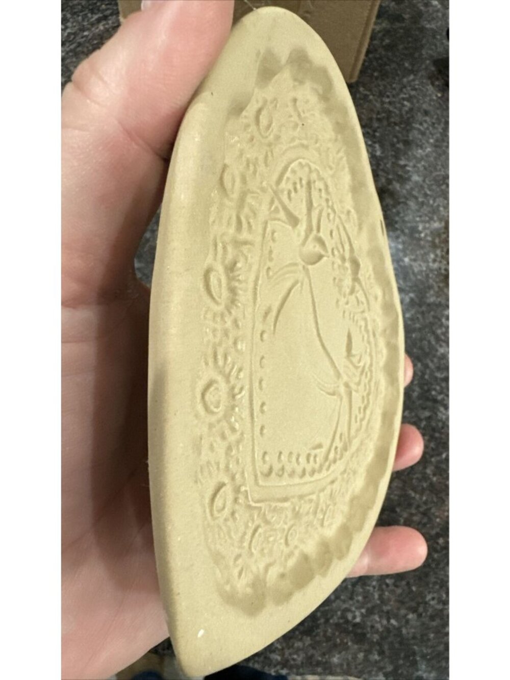 Heart-Shaped Brown Bag Cookie Art Stone Mold Birds & Flowers Design 1985 Vintage - Picture 4 of 4